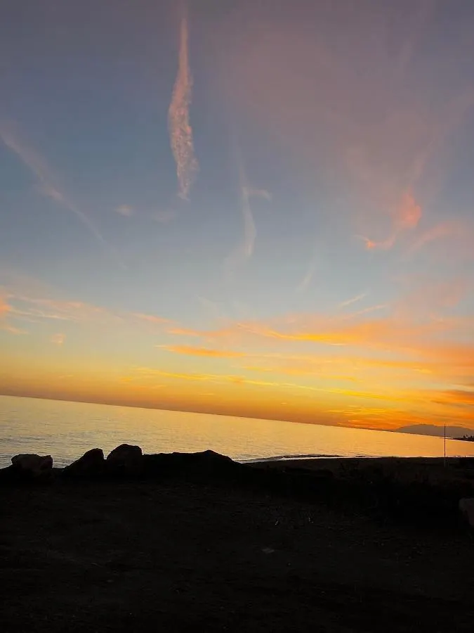 B&B Casa Louisa, Torre Del Mar- Valleniza Velez Malaga Bed & Breakfast
